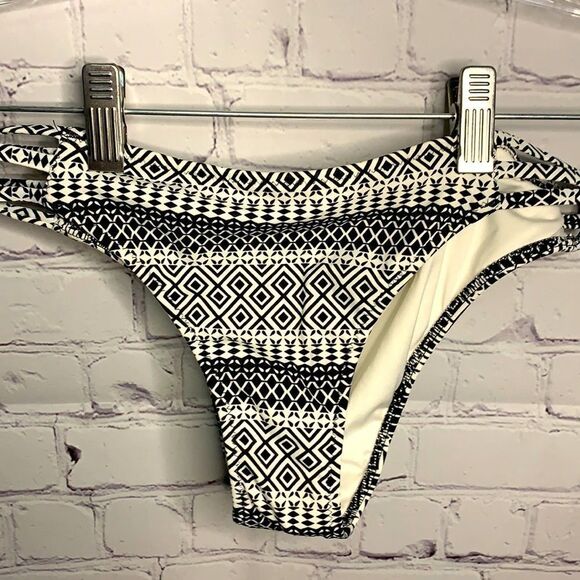 Victoria’s Secret Tribal Bikini Bottoms - M - Picture 1 of 5